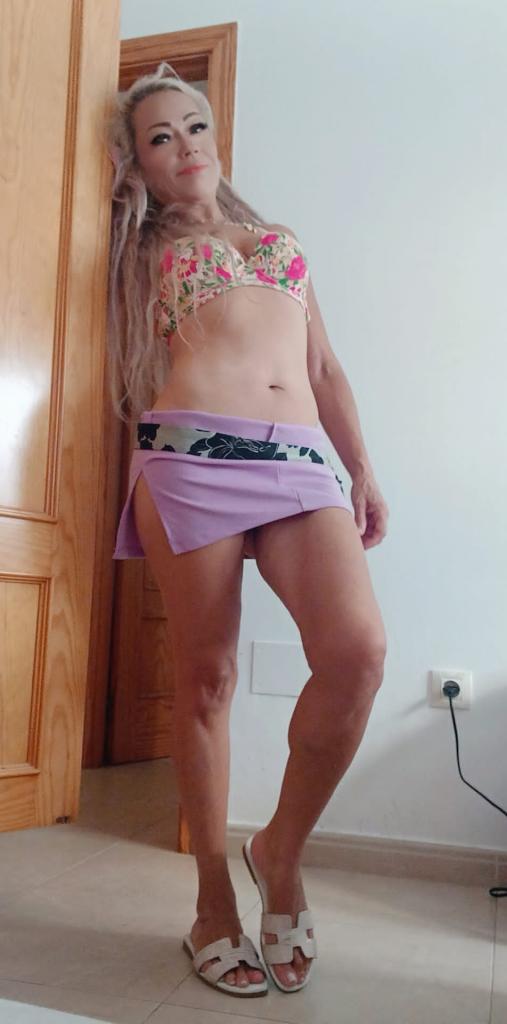 627127946: Chica busca chico en Málaga