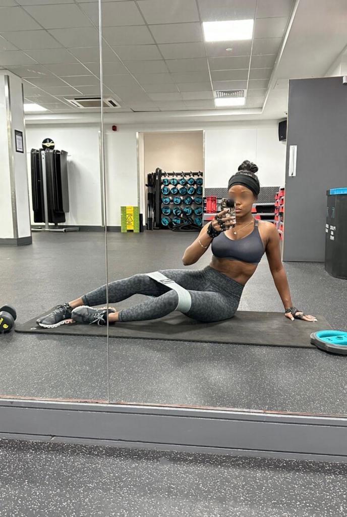 Chica busca chico en Ibiza: 