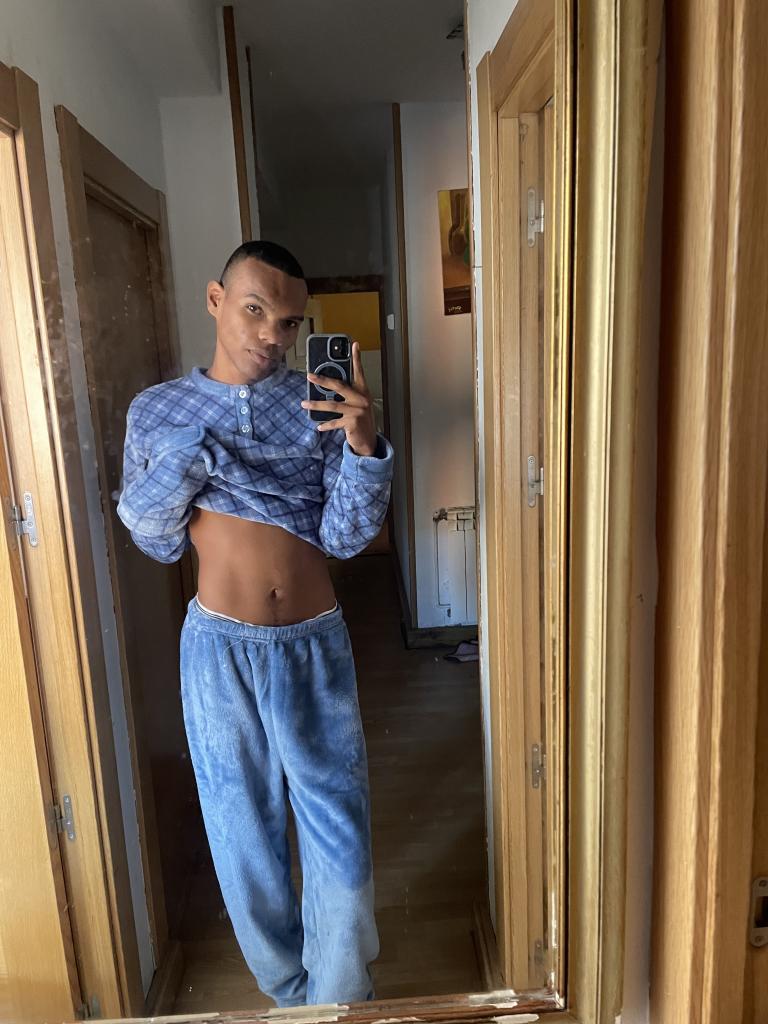 Chico busca chica en Cantabria: 