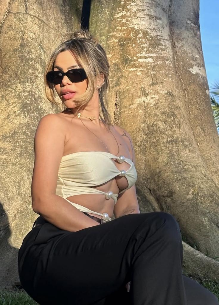 635717752: Chica busca chico en Cantabria