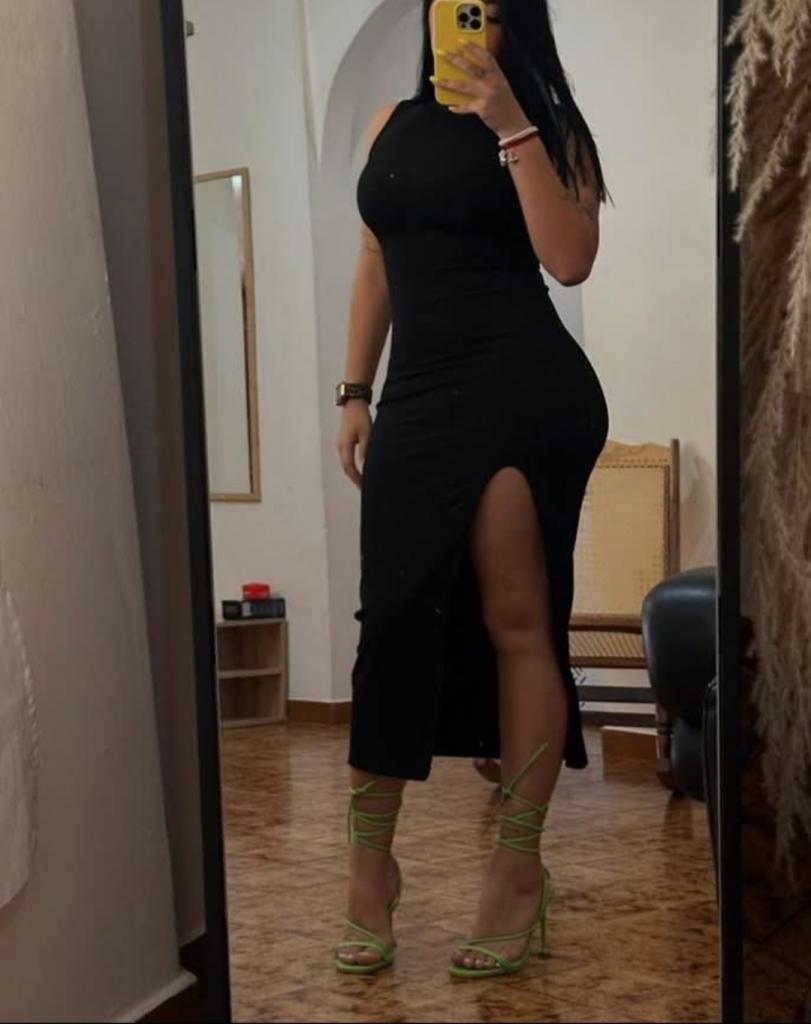 641880298: Chica busca chico en Granada
