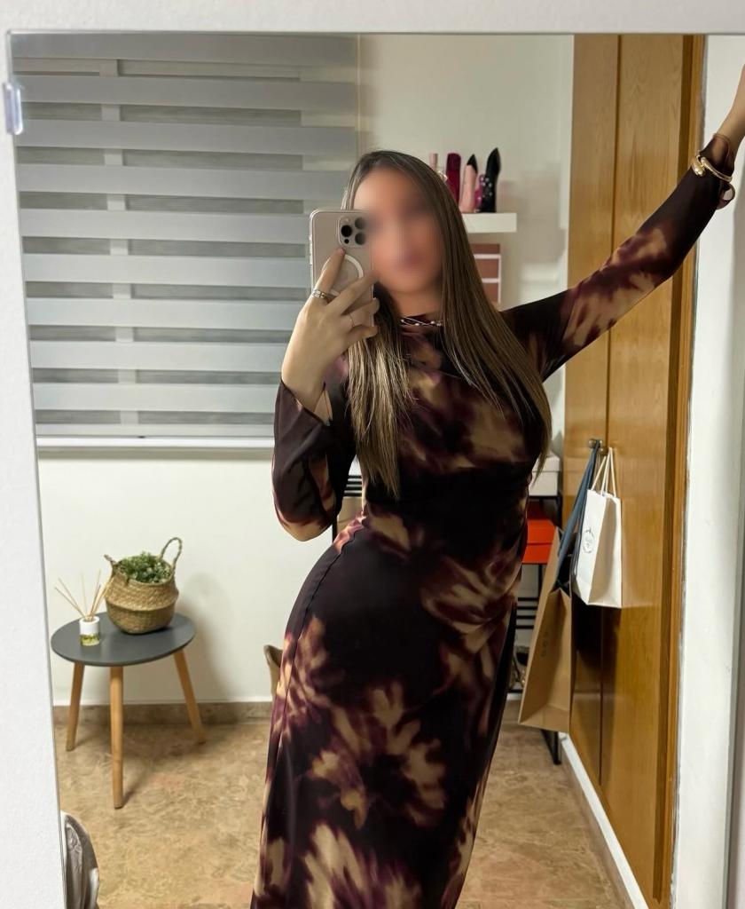 631353637: Chica busca chico en Madrid