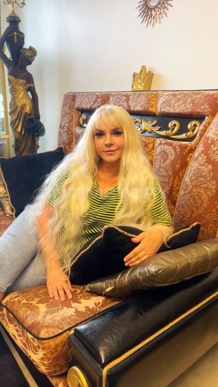 614257030: Chica busca chico en Barcelona