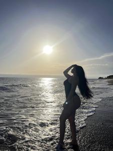 617449607: Chica busca chico en Málaga