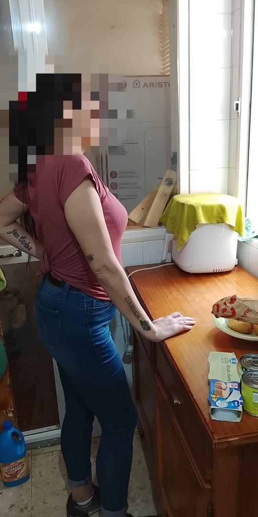 Chica busca chico en Cádiz: 