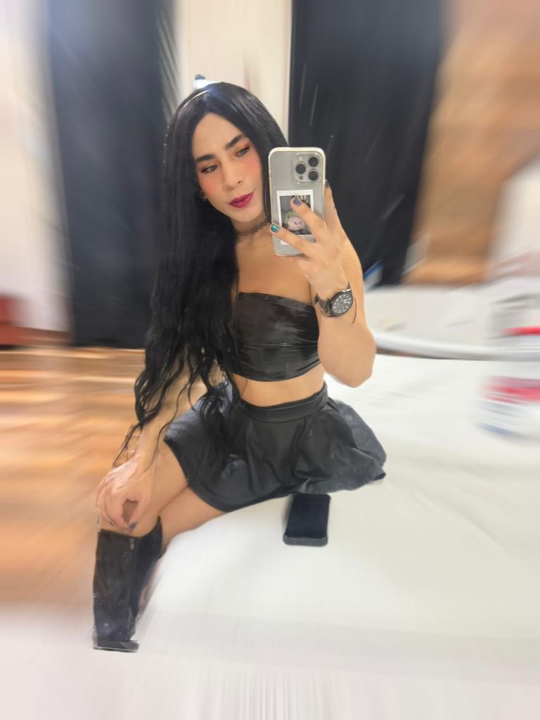 624889643: Transexual en Cádiz
