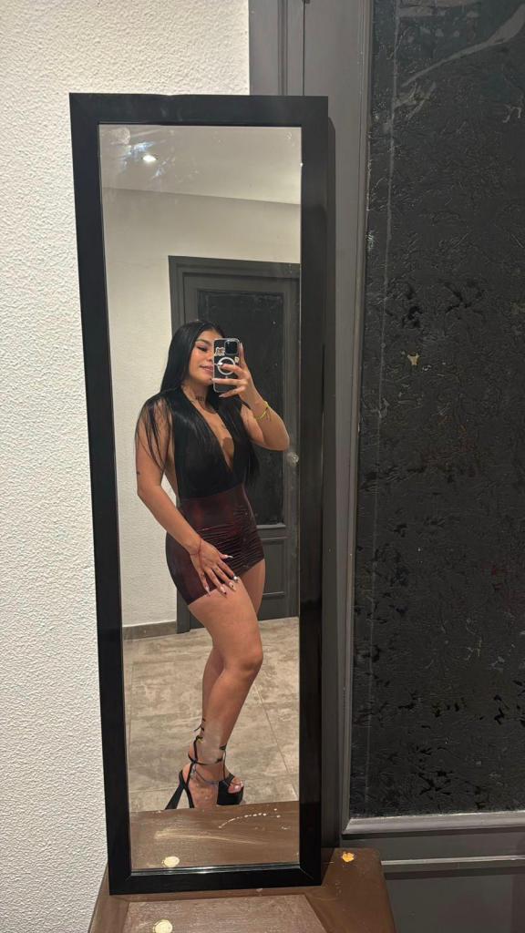 Chica busca chico en Mallorca: 