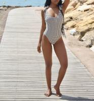 614911245: Chica busca chico en Barcelona