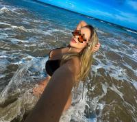 634759128: Chica busca chico en Cantabria