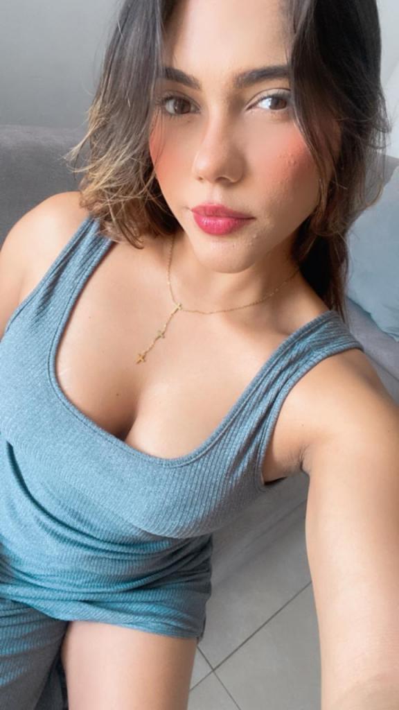 Chica busca chico en Málaga: Chica busca chico