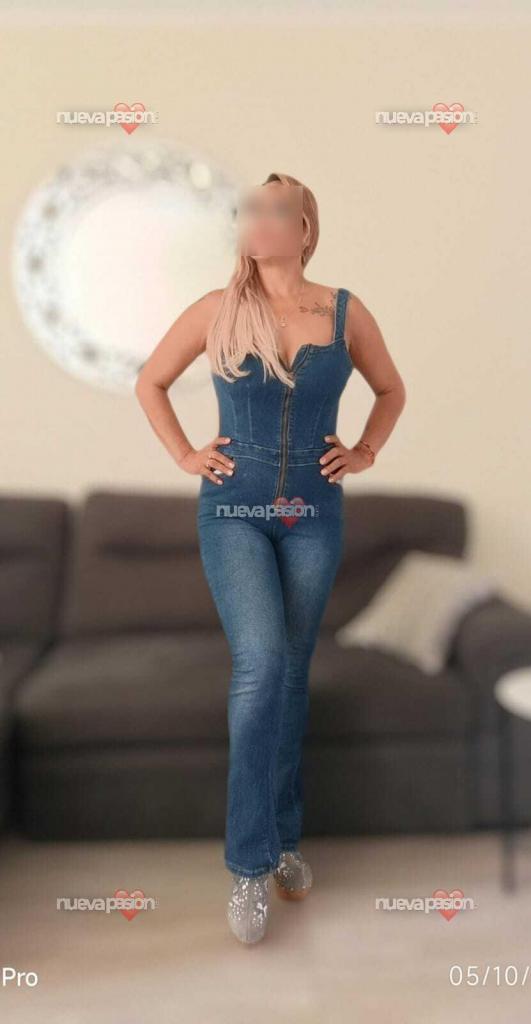 614448070: Chica busca chico en Tenerife