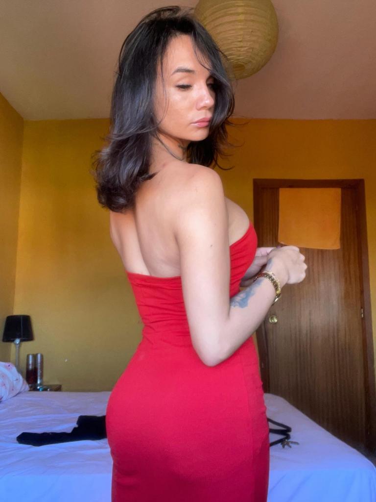 656447374: Transexual en Cáceres