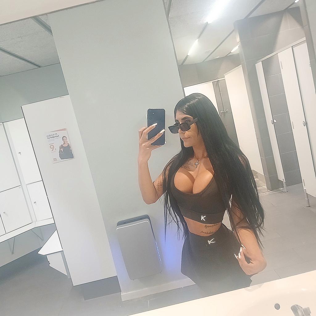 613383760: Transexual en Orense