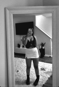 614721087: Chica busca chico en Madrid