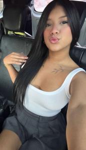 672701864: Chica busca chico en Barcelona