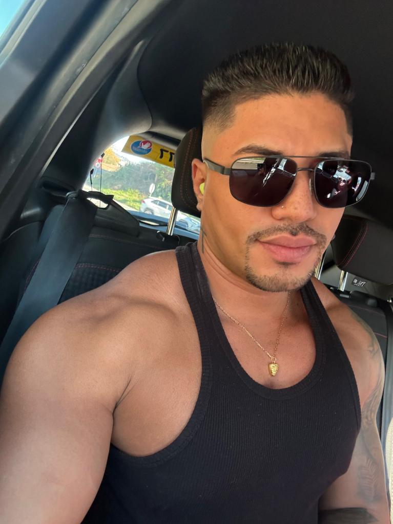 Chico busca chica en La Coruña: 