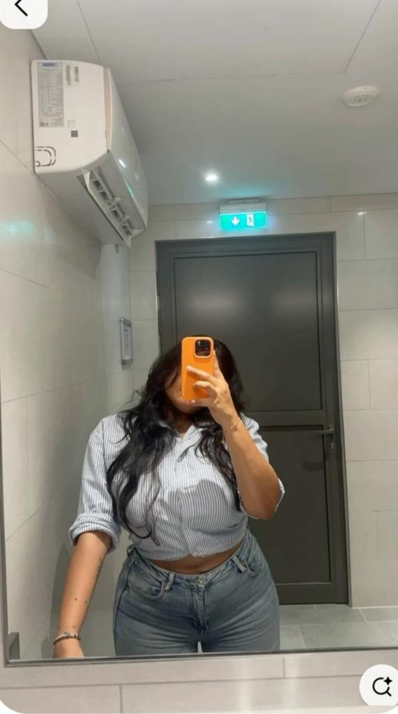 631768972: Chica busca chico en Granada