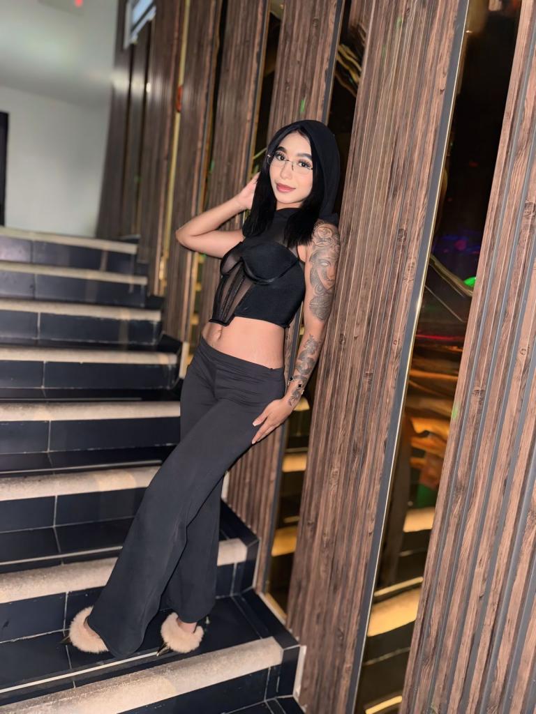 Chica busca chico en Asturias: 