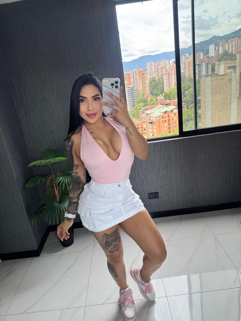 Chica busca chico en Barcelona: 