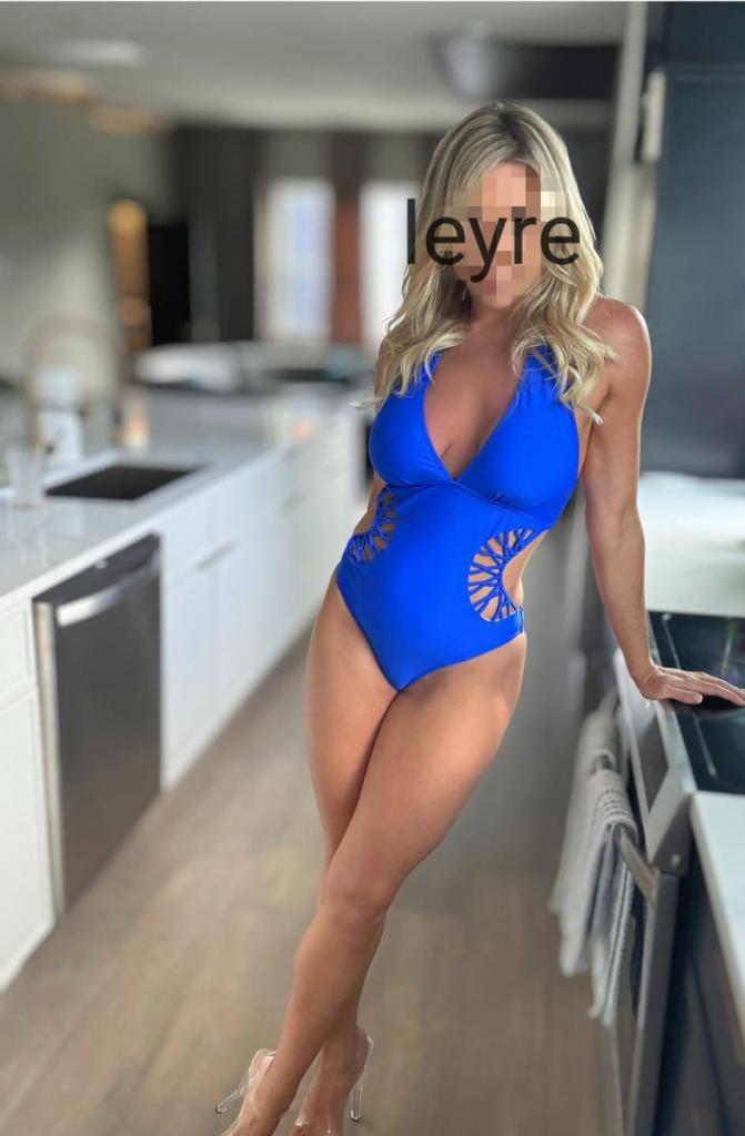 Chica busca chico en Cádiz: 