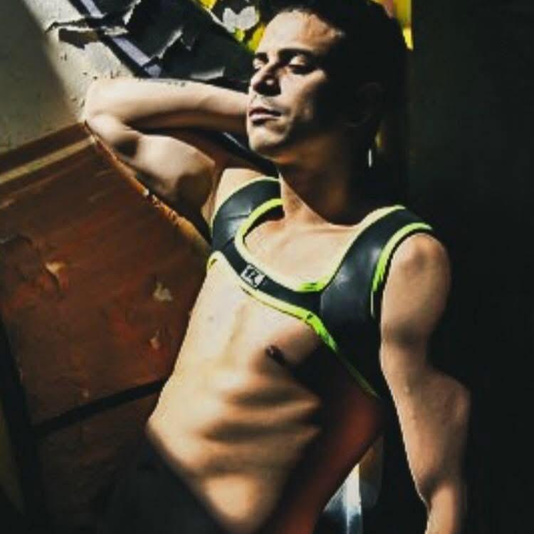 610194629: Chica busca chico en Gerona