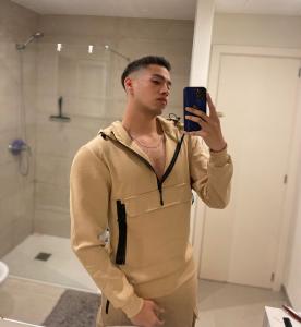 Chico busca chica en Mallorca: 