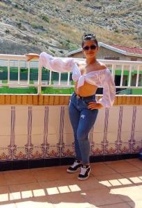 613573728: Chica busca chico en Murcia