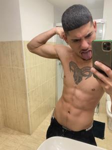 613798201: Chico busca chica en Valencia