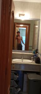 641854332: Chico busca chica en Ibiza