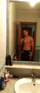 641854332: Chico busca chica en Ibiza