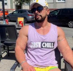 698133722: Chico busca chica en La Coruña