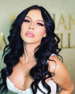 Chica busca chico en Ibiza: 