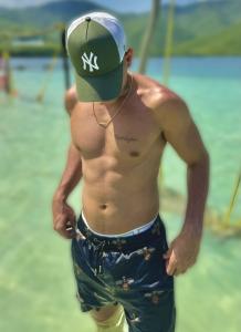 Chico busca chica en Las Palmas: 