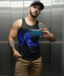 623495018: Chico busca chica en Badajoz