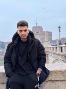 Chico busca chica en Zaragoza: 