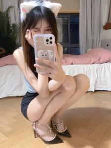 Chica busca chico en Barcelona: 