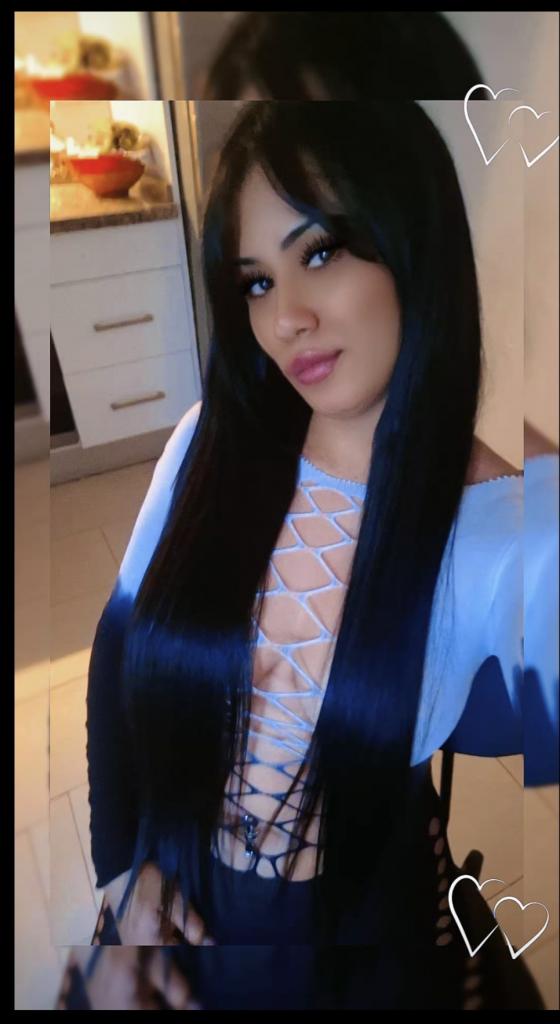 Chica busca chico en Almería: 