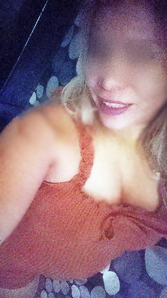 632273320: Chica busca chico en Barcelona