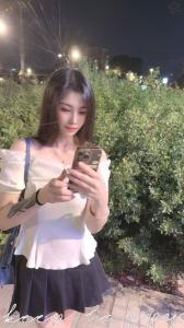 617542033: Chica busca chico en Valencia