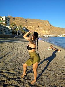 605492117: Chica busca chico en Granada