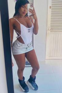 646441884: Chica busca chico en Murcia