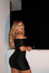 647695790: Chica busca chico en Mallorca