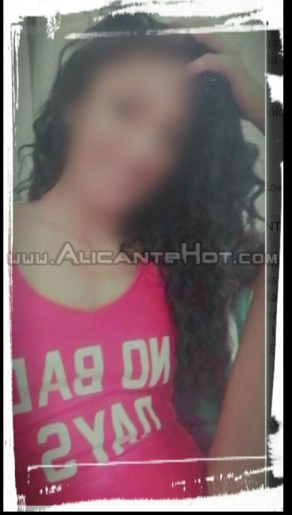Chica busca chico en Alicante: 