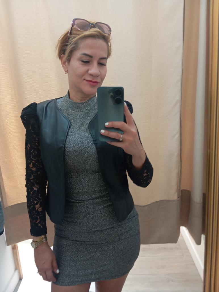 Chica busca chico en Cádiz: 