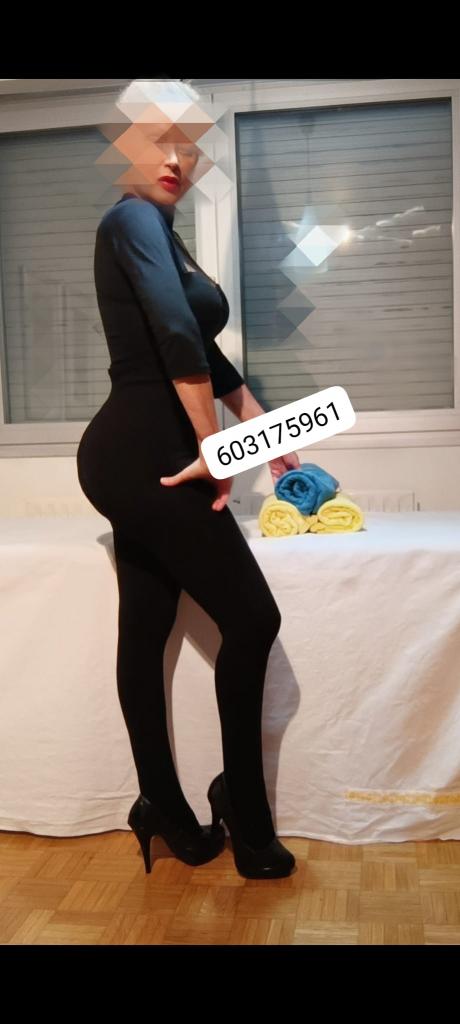 Chica busca chico en Navarra: 