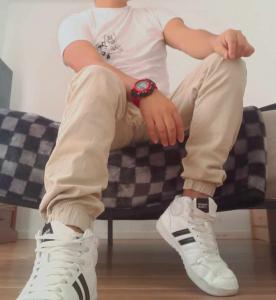 Chico busca chica en Alicante: 