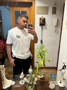 Chico busca chica en Alicante: 