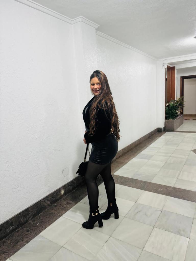 Chica busca chico en Almería: 