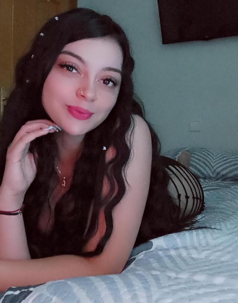 613298276: Chica busca chico en Valencia