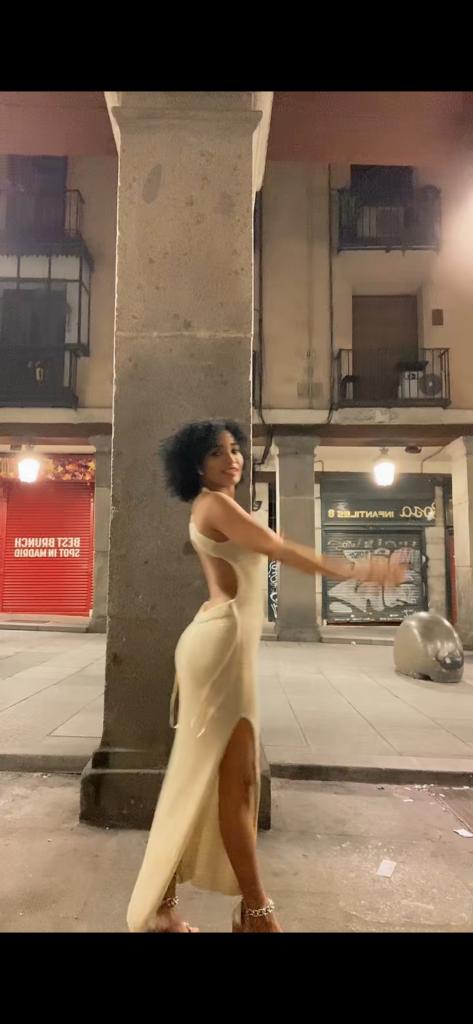 Chica busca chico en Almería: 